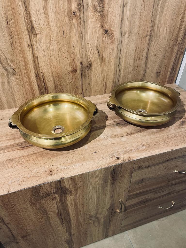 "Brass Calicanto"